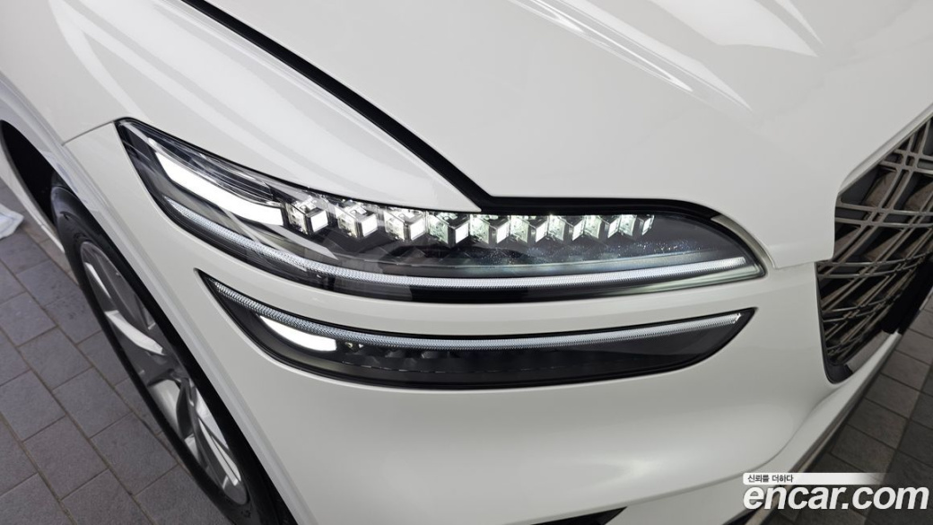 Genesis GV70 2.5T Gasoline 2WD, 2025