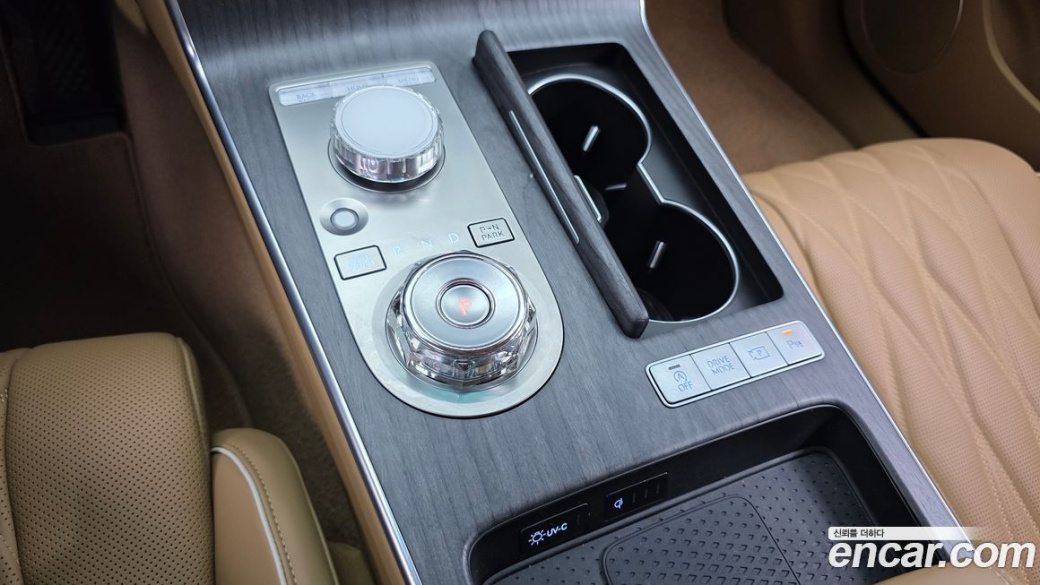 Genesis G80 Gasoline 2.5 Turbo AWD, 2025