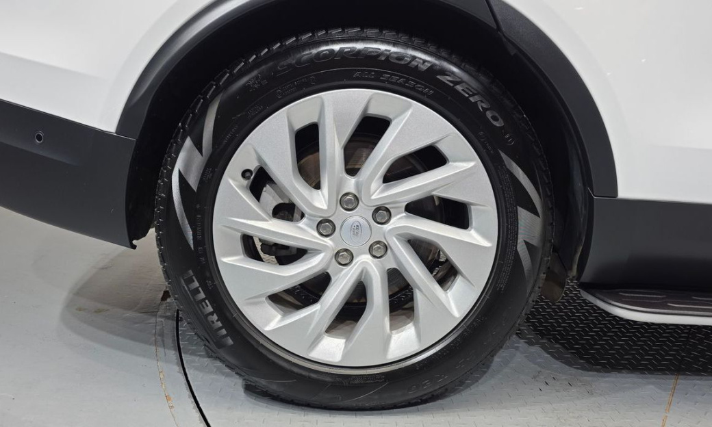 Land Rover Discovery D250 S, 2024