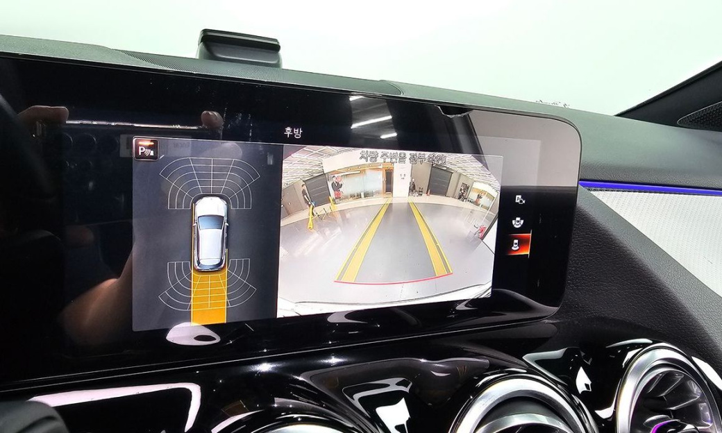 Mercedes-Benz GLA-Class GLA250 4MATIC, 2022