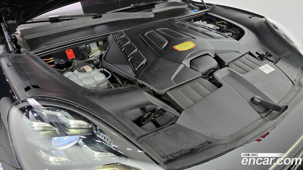 Porsche Cayenne 4.0 Turbo, 2023