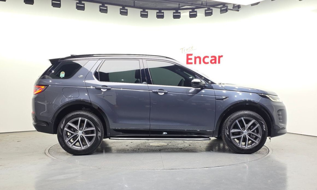 Land Rover Discovery Sport P250 Dynamic SE, 2025
