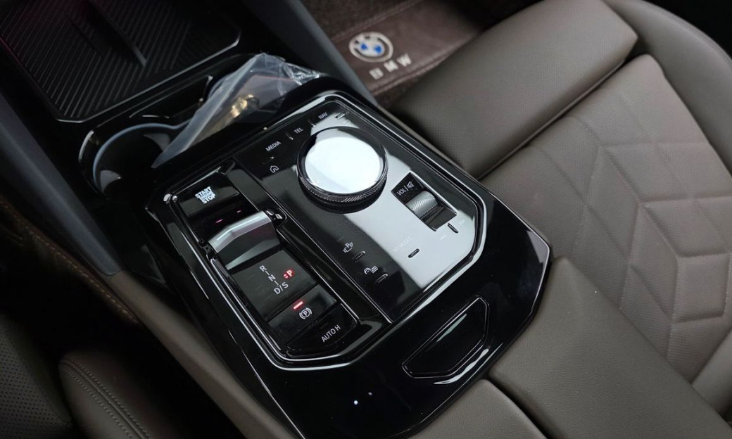 BMW 5-Series 520i M Sport, 2024