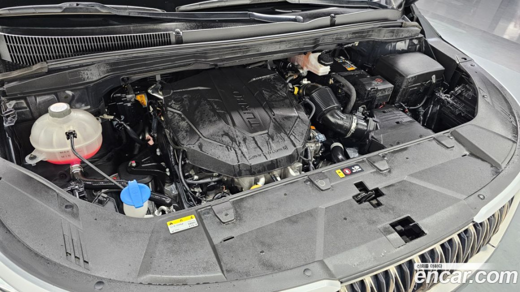 Kia Carnival 9-Seater Prestige, 2023