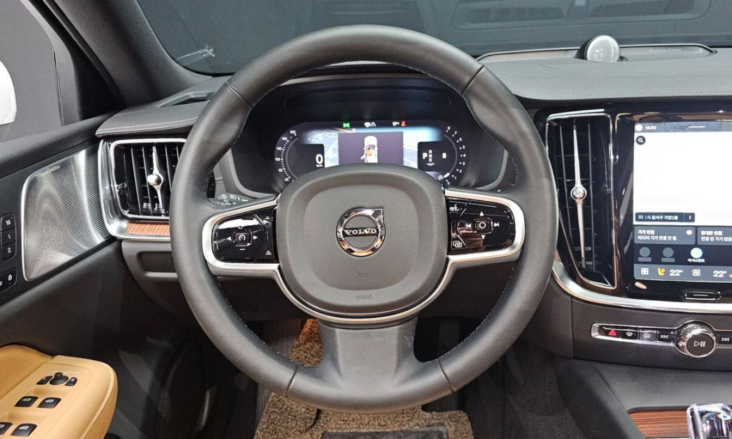 Volvo S60 B5 Ultimate Bright, 2024
