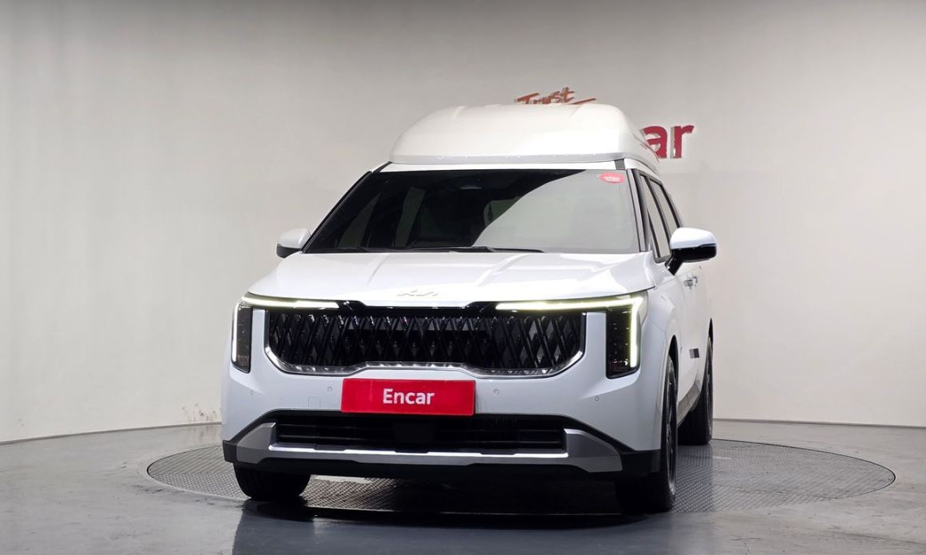 Kia Carnival 9-Seater Hi Limousine (Special Vehicle), 2025