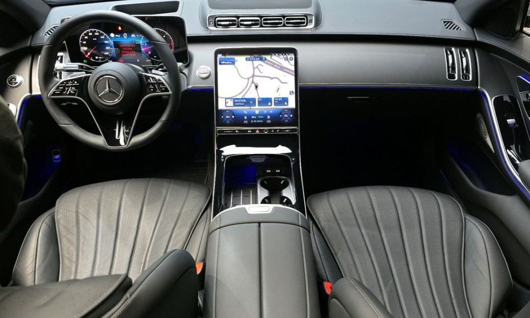 Mercedes-Benz S-Class S350 d 4MATIC, 2025