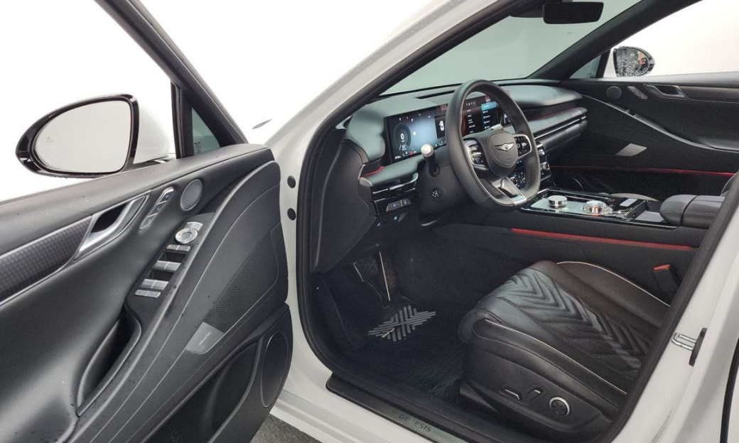 Genesis G80 Gasoline 2.5 Turbo 2WD, 2026