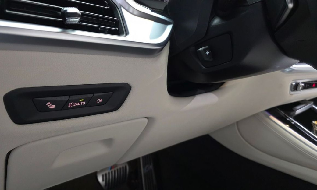 BMW X5 xDrive 40i M Sport, 2025