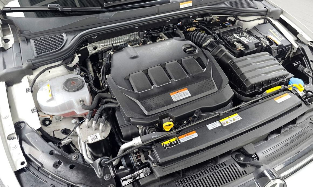 Volkswagen Golf 2.0 TDI Prestige, 2024