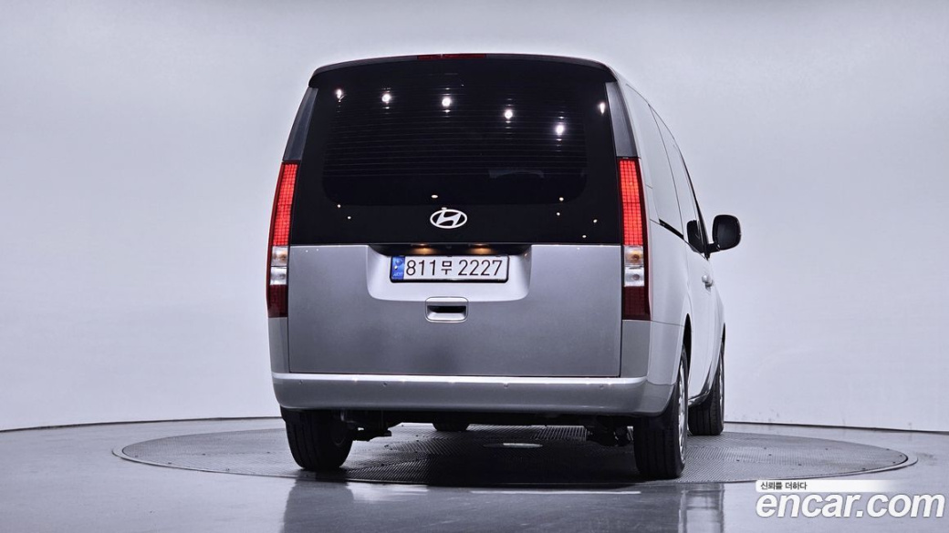 Hyundai Staria Cargo 5-Seater, 2025