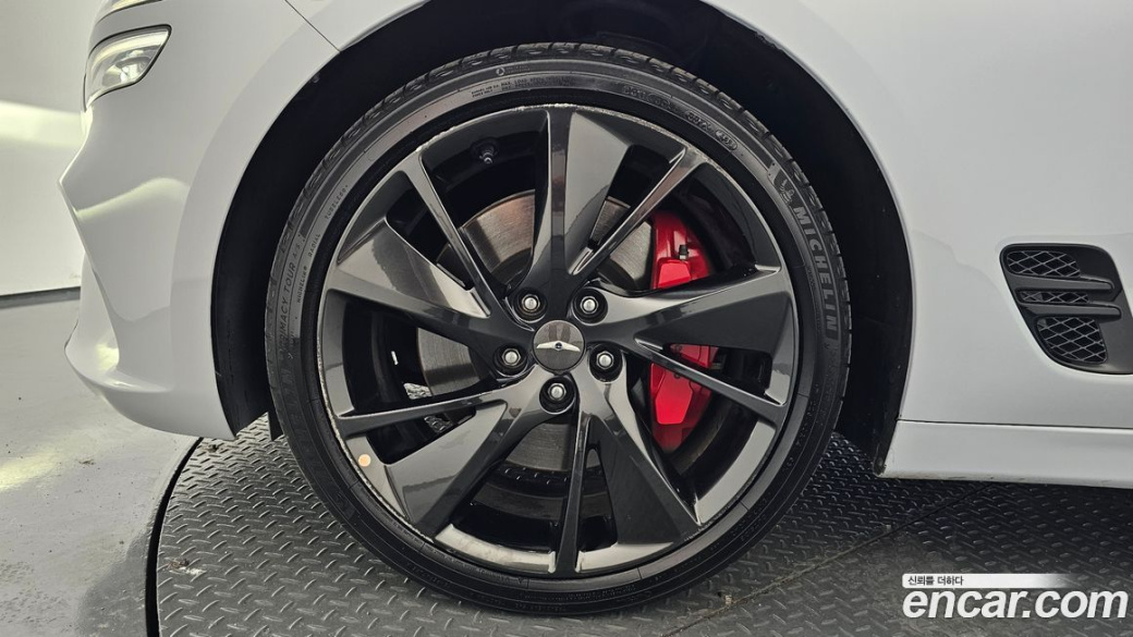 Genesis G70 Gasoline 2.0T 4WD, 2022