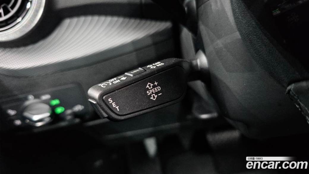 Audi Q2 35 TDI, 2023