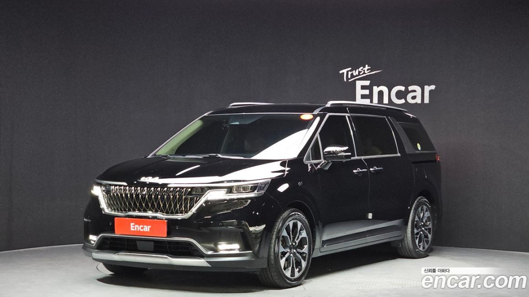 Kia Carnival 9-Seater Noblesse, 2023