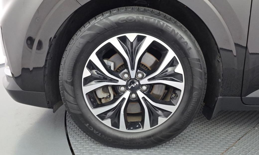 Kia Carnival 11-Seater Signature, 2023