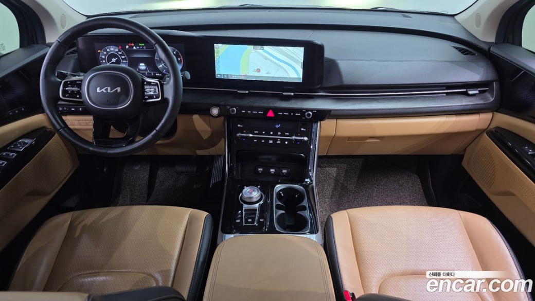 Kia Carnival 9-Seater Signature, 2023