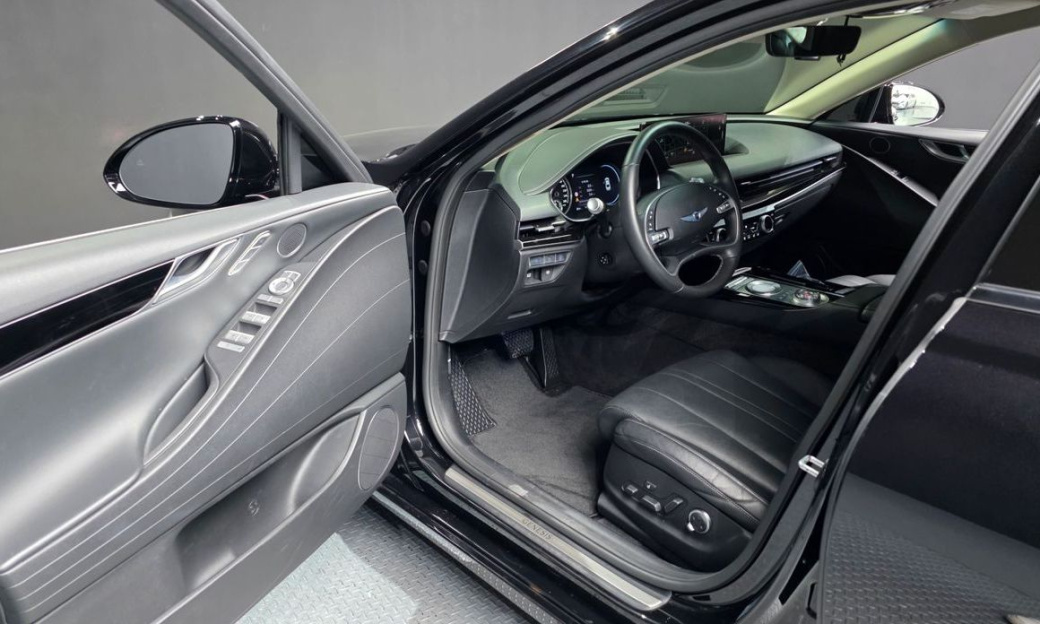 Genesis G80 Gasoline 2.5 Turbo AWD, 2022