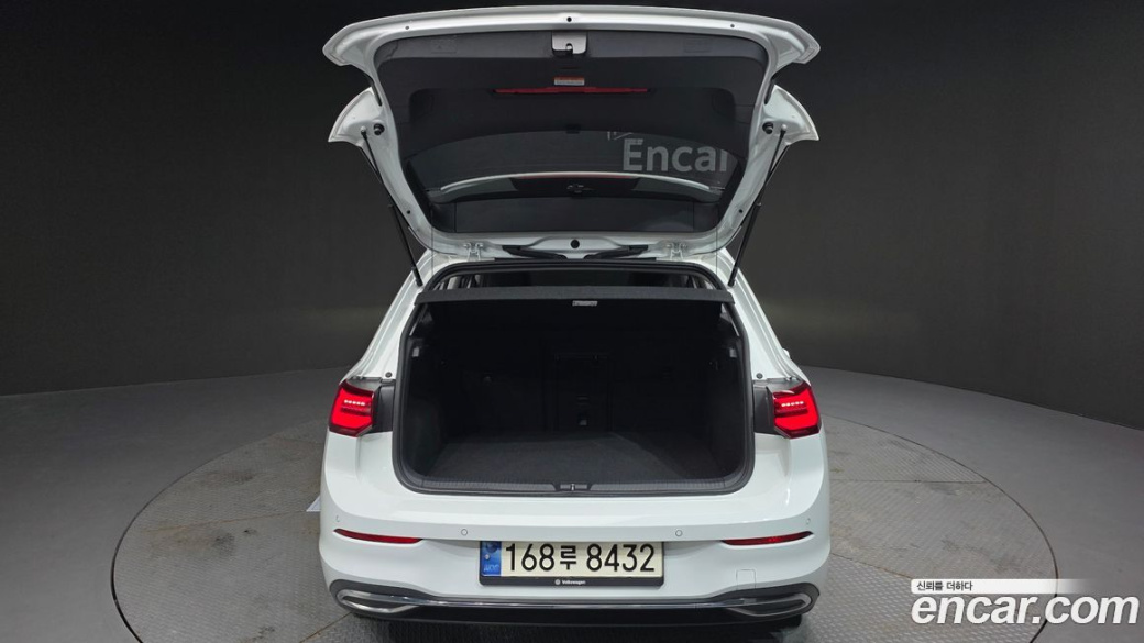 Volkswagen Golf 2.0 TDI Prestige, 2023