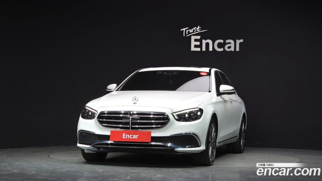 Mercedes-Benz E-Class E350 4MATIC Exclusive, 2023
