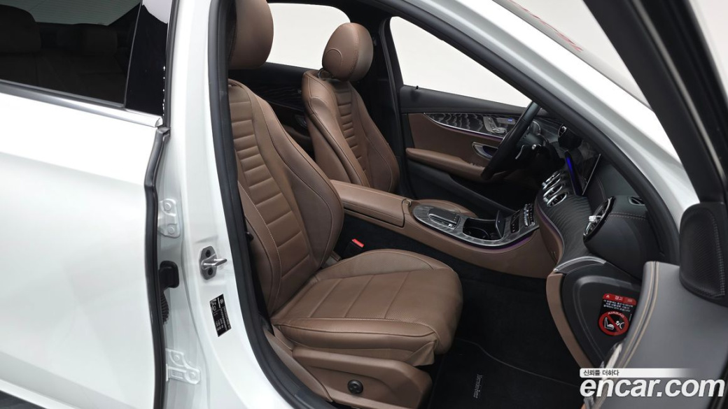 Mercedes-Benz E-Class E350 4MATIC Avantgarde, 2022