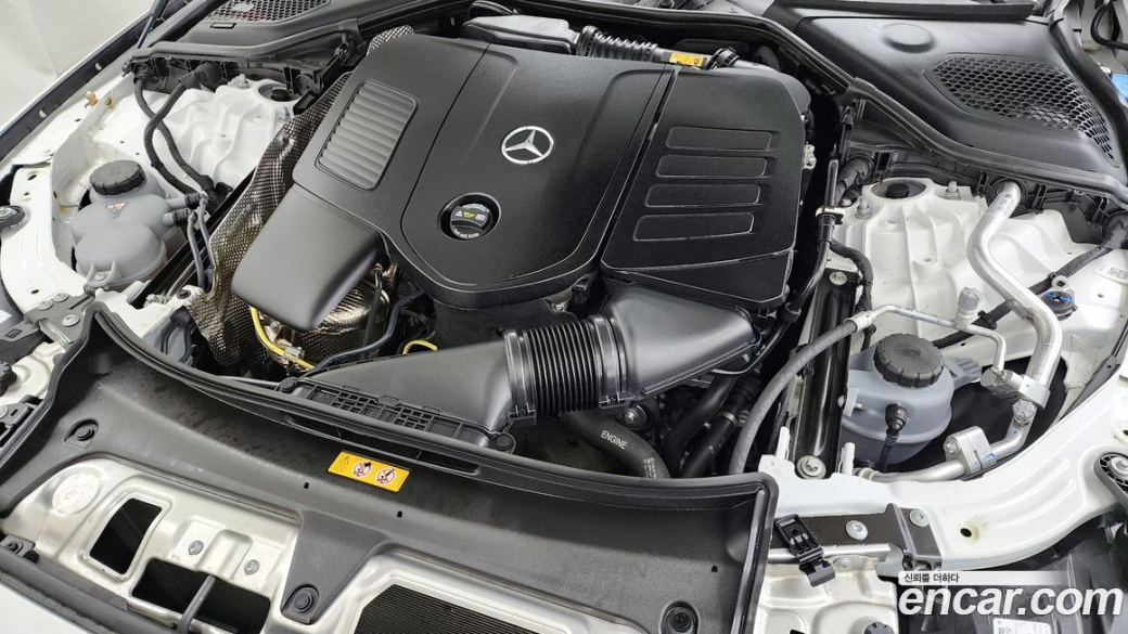 Mercedes-Benz E-Class E200 Avantgarde, 2025