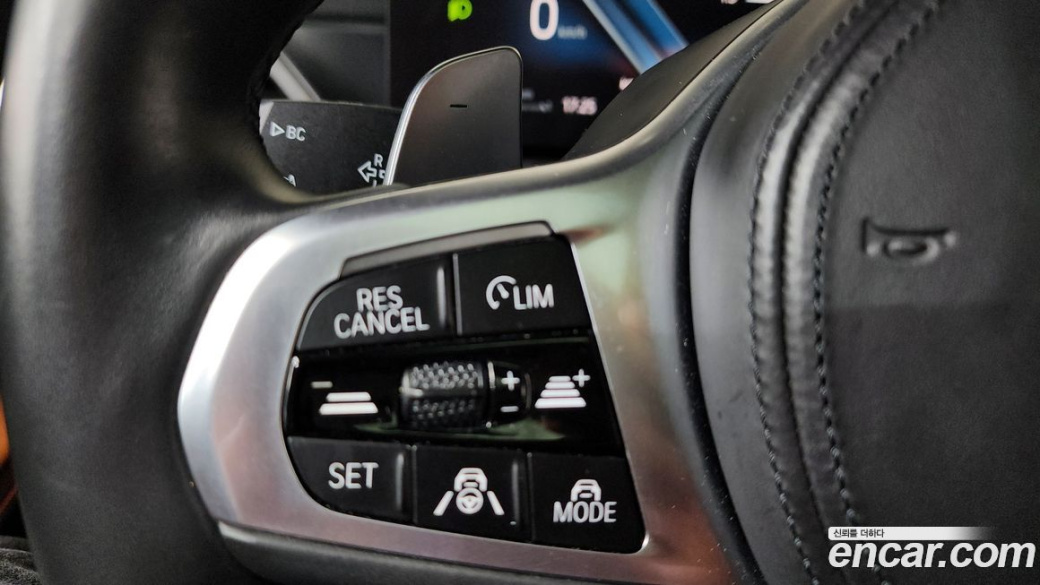 BMW 3-Series 320i M Sport, 2023