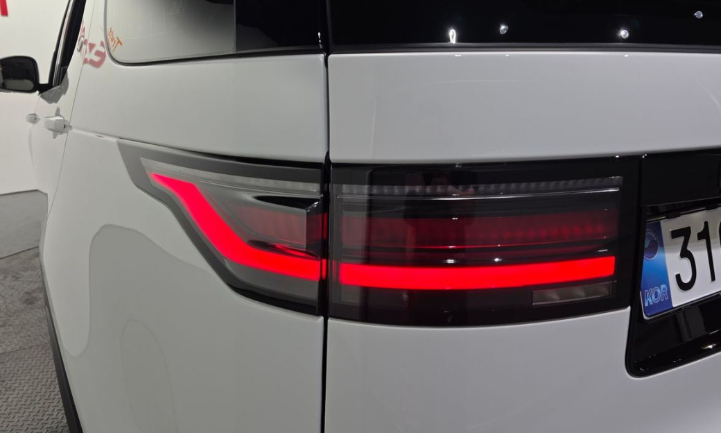 Land Rover Discovery D350 Dynamic HSE, 2025