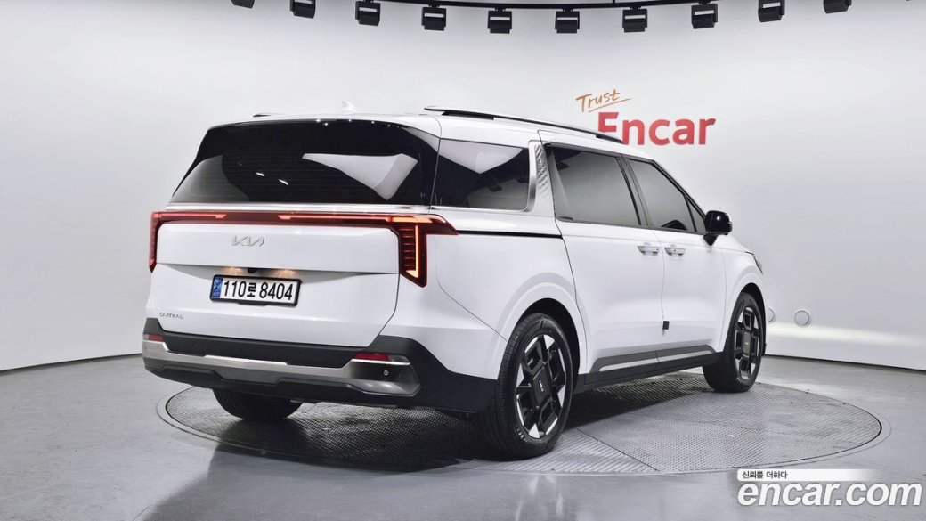 Kia Carnival 9-Seater Noblesse, 2024