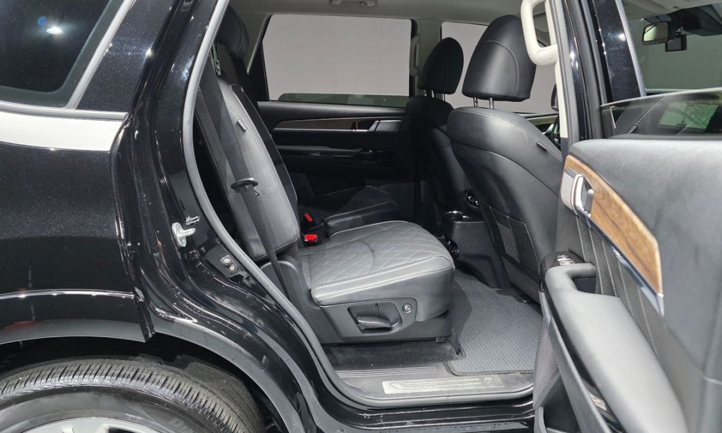 Kia Mohave Diesel 3.0 4WD 6-Seater, 2022