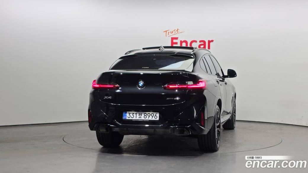 BMW X4 xDrive20i M Sport, 2025