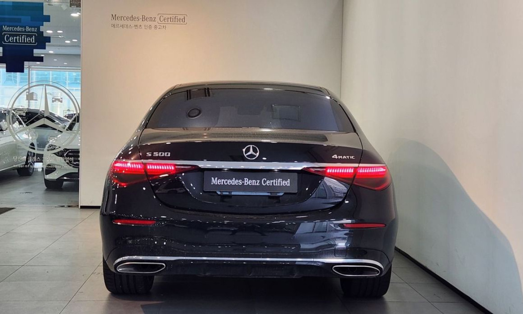 Mercedes-Benz S-Class S500L 4MATIC, 2025