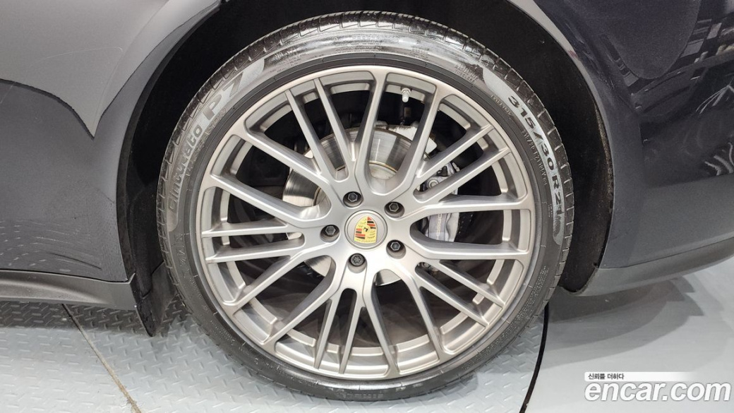 Porsche Panamera 2.9 AWD Platinum Edition, 2024