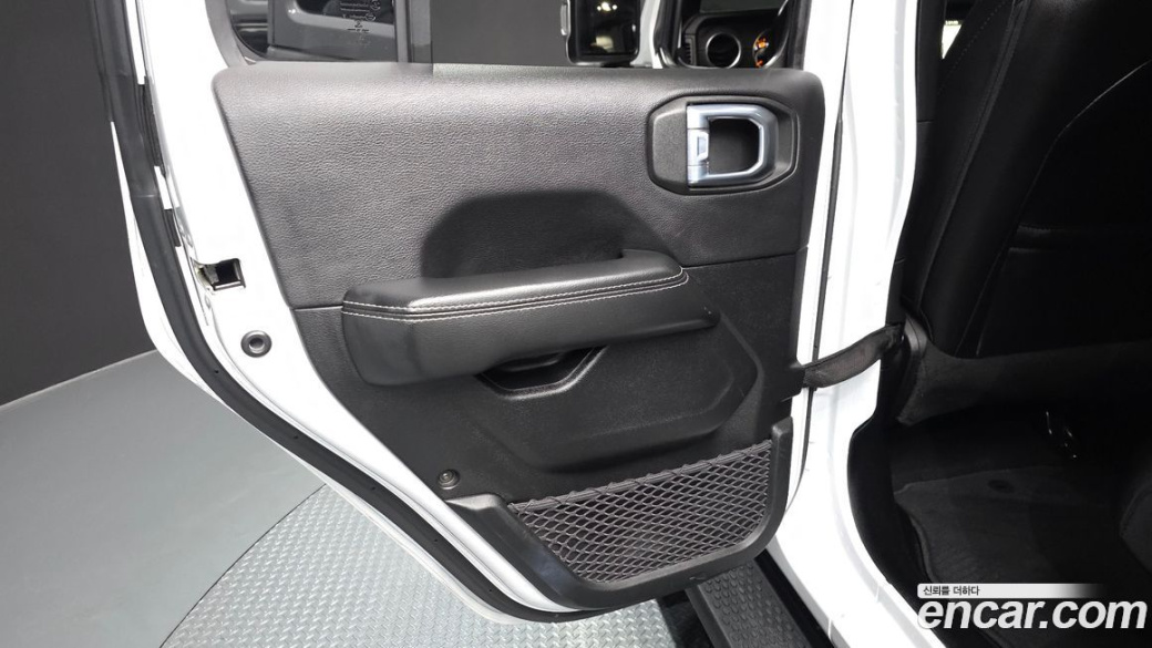 Jeep Wrangler 2.0 Overland Power Top 4Door, 2021