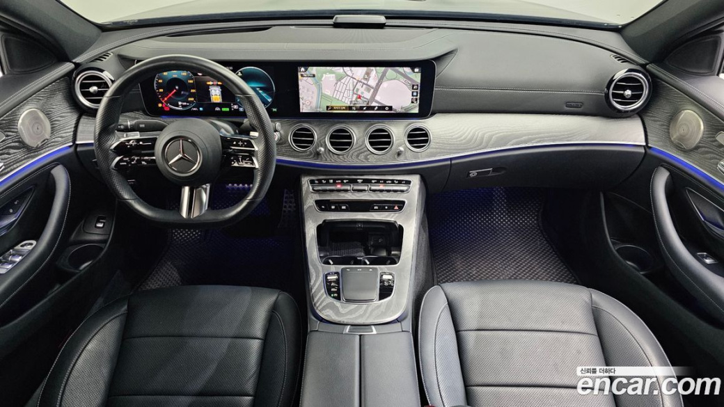 Mercedes-Benz E-Class E350 4MATIC AMG Line, 2022