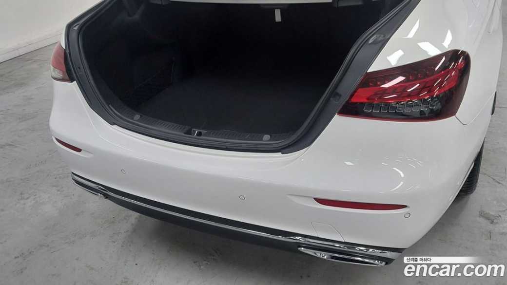 Mercedes-Benz E-Class E450 4MATIC Exclusive, 2023