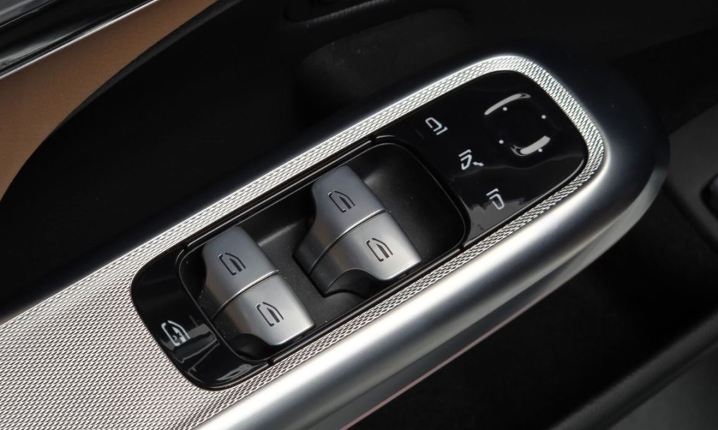 Mercedes-Benz E-Class E200 Avantgarde, 2024