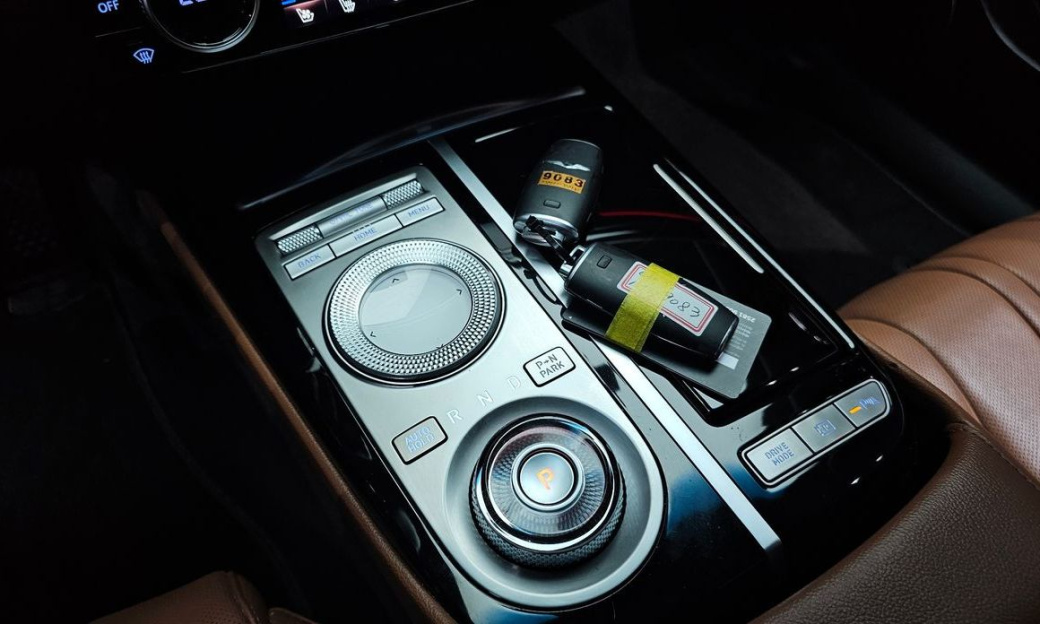 Genesis G80 Gasoline 2.5 Turbo AWD, 2022