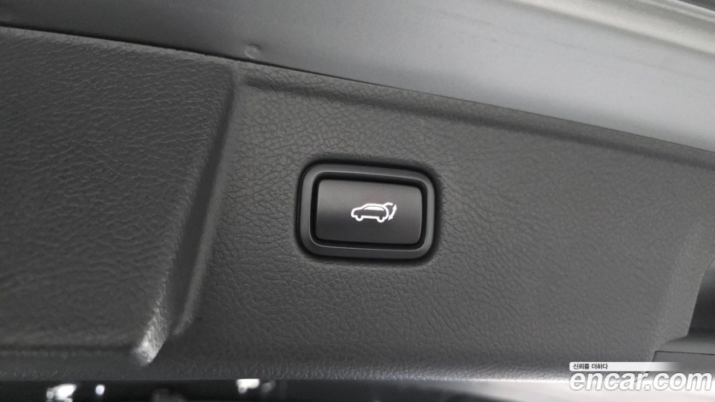 Kia Mohave Diesel 3.0 4WD 6-Seater, 2023