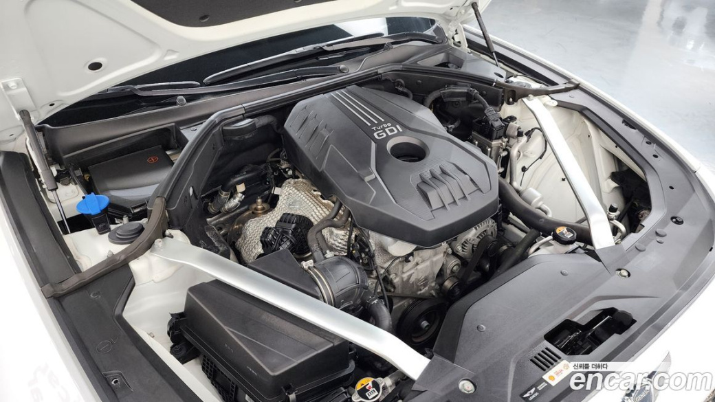 Genesis G70 Gasoline 2.0T 2WD, 2022