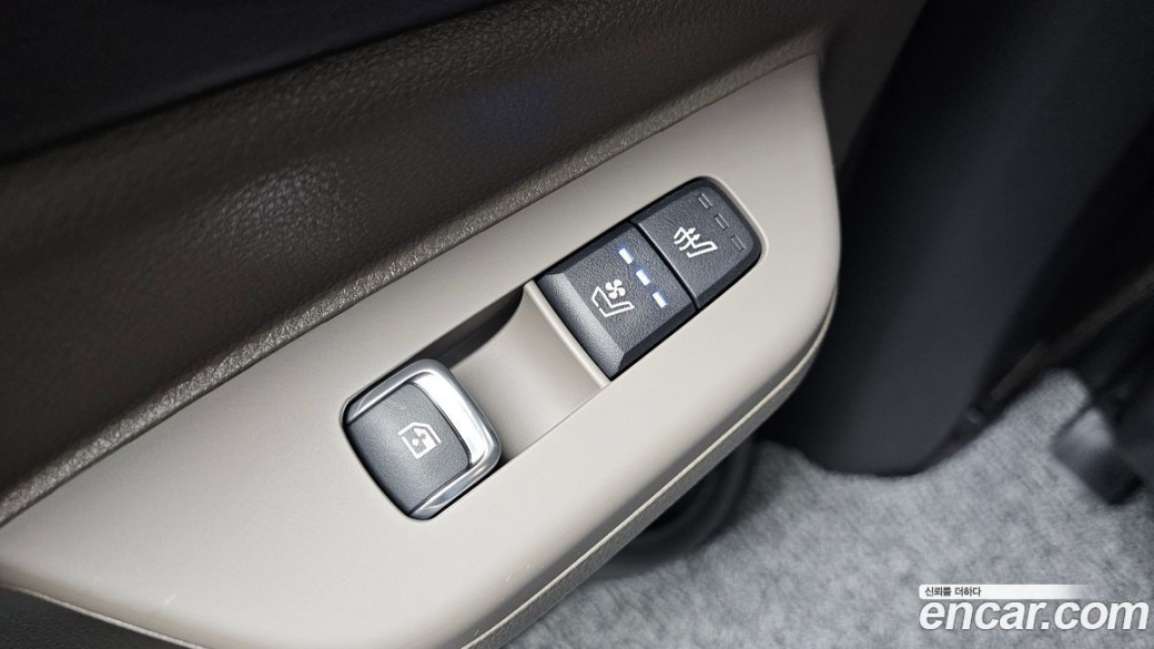 Kia Carnival 7-Seater Noblesse, 2025