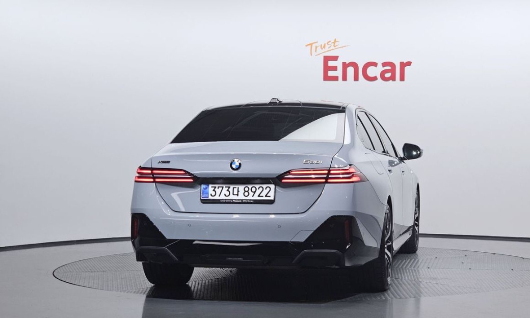 BMW 5-Series 530i xDrive M Sport, 2025