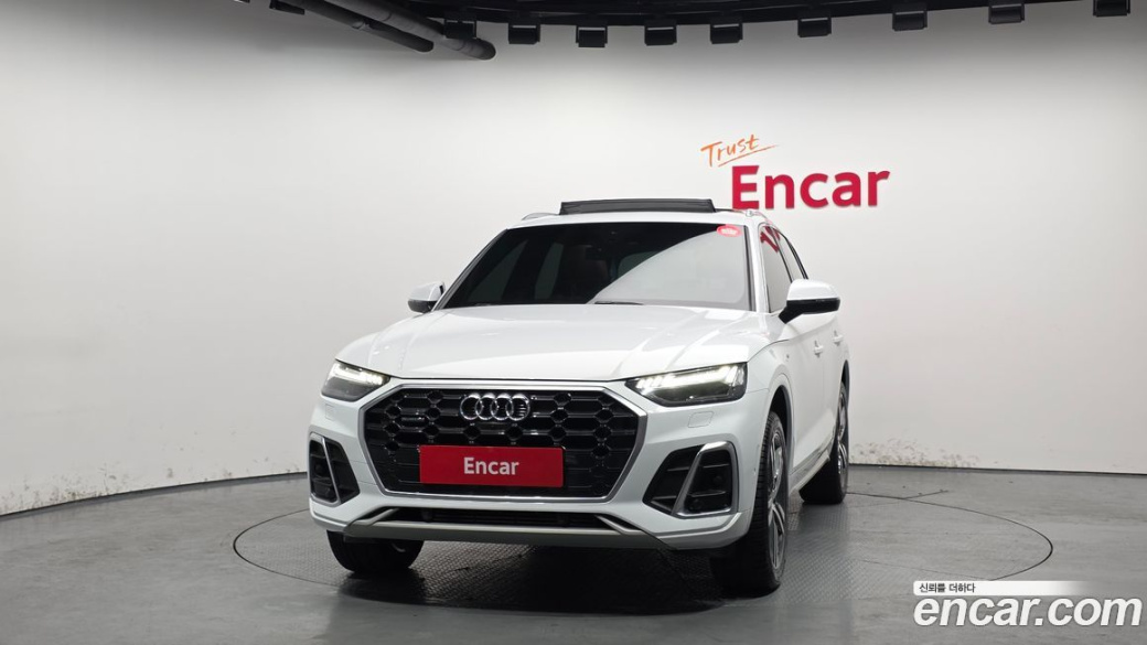 Audi Q5 45 TFSI Quattro Premium, 2022