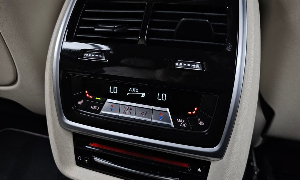 BMW X7 M50i 6STR, 2022