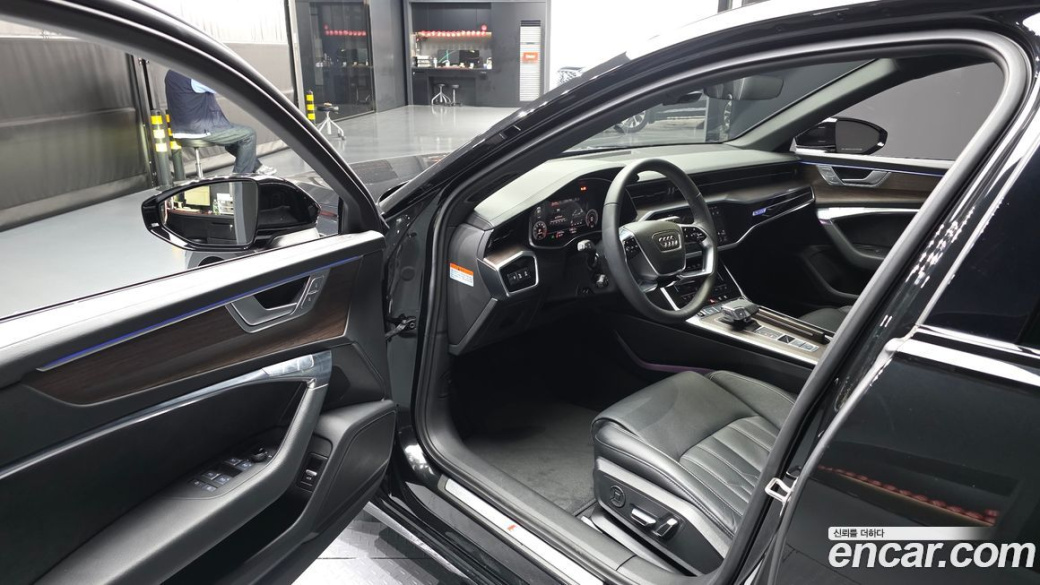 Audi A6 45 TFSI Quattro Premium, 2025