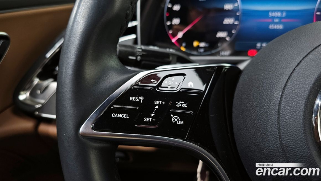 Mercedes-Benz E-Class E220d 4MATIC Exclusive, 2024