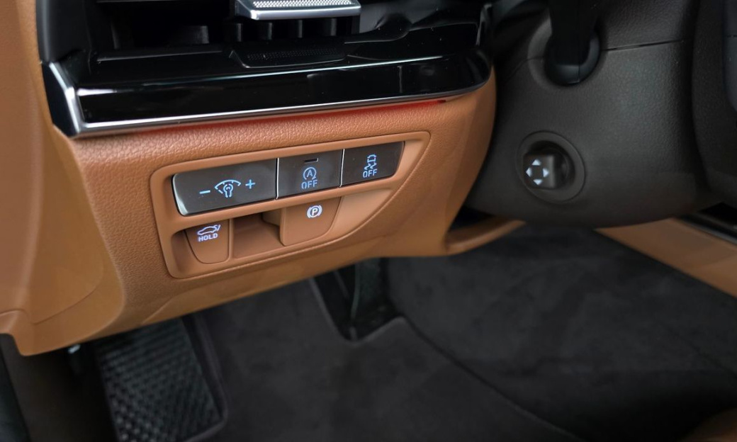 Genesis G80 Gasoline 2.5 Turbo 2WD, 2024