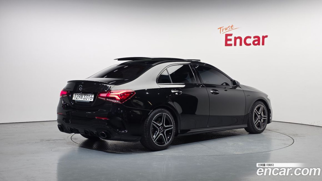 Mercedes-Benz A-Class AMG A35 4MATIC Sedan, 2022