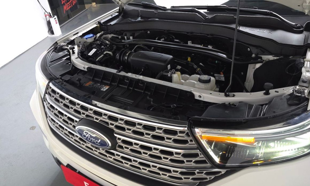 Ford Explorer 2.3 LimIted 4WD, 2022