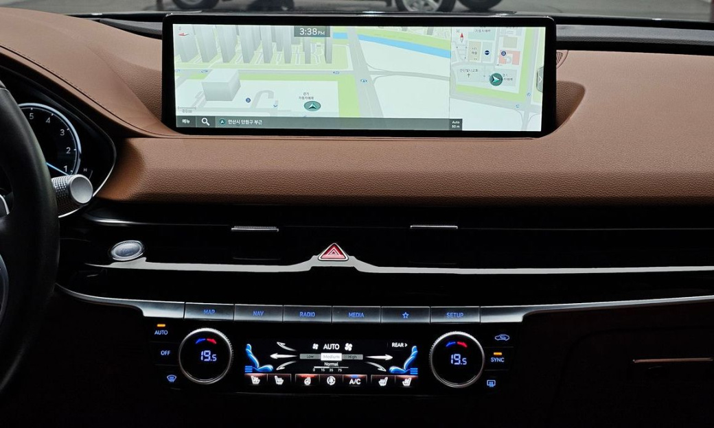 Genesis G80 Gasoline 2.5 Turbo AWD, 2022