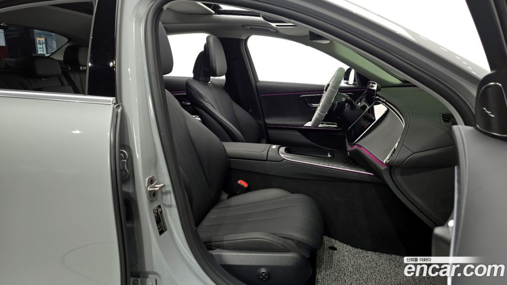 Mercedes-Benz E-Class E200 Avantgarde, 2024